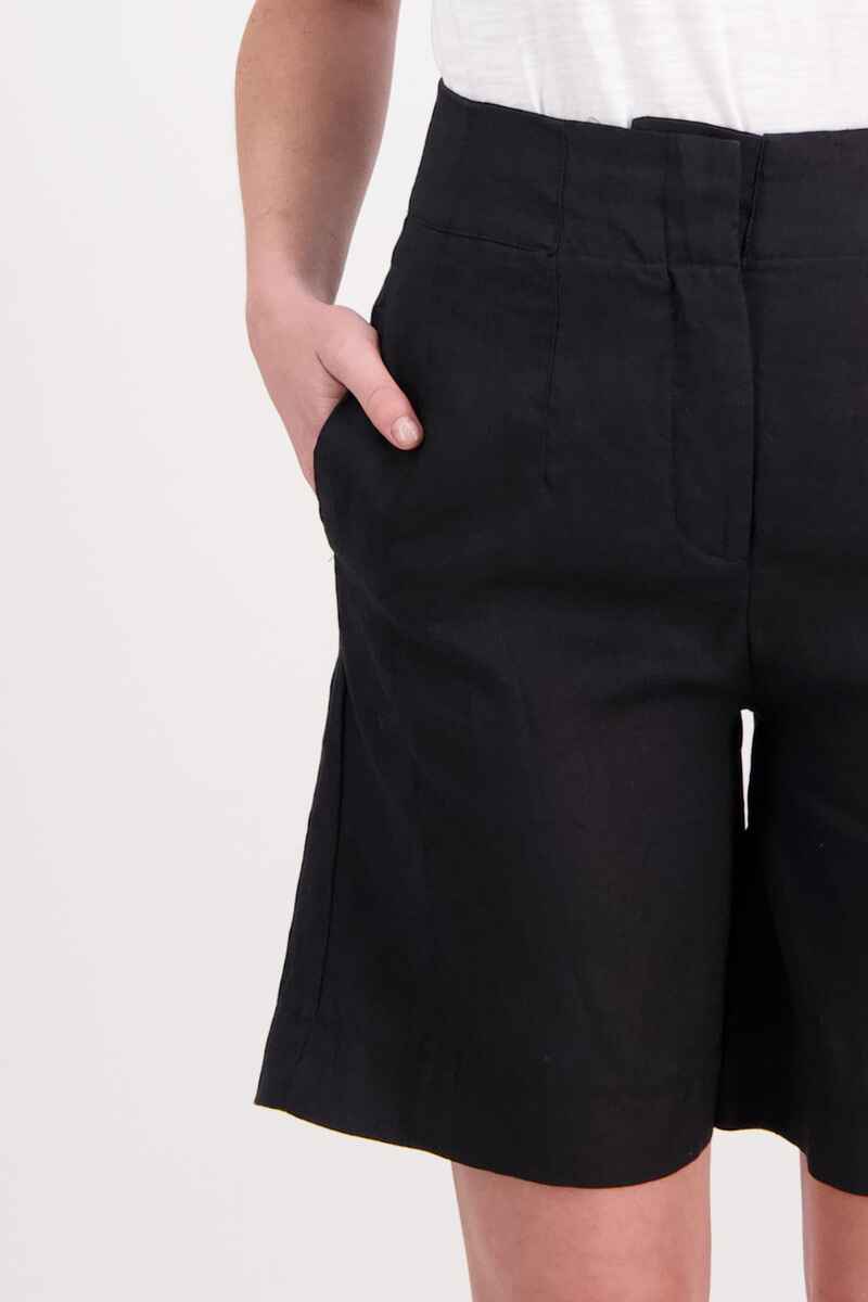 BRIARWOOD Pea Shorts Black