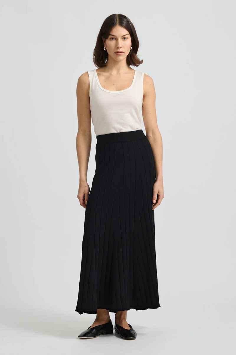 TOORALLIE Fine Rib Flare Skirt Black